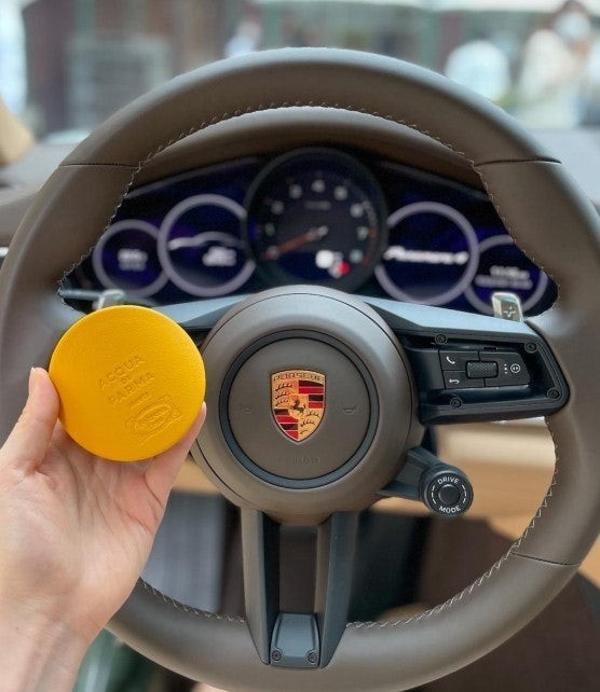 아** 차량용 가죽 방향제 디퓨저 레더케이스  2 색상