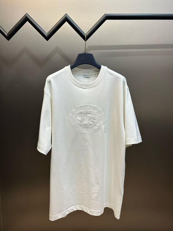 버** 월계관 자수로고 반팔 티셔츠