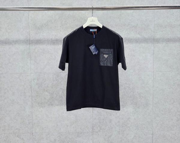 프** 포켓 트라이앵글 로고 반팔 티셔츠