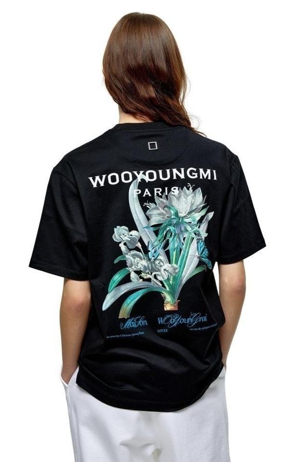 우** 릴리 반팔 티셔츠