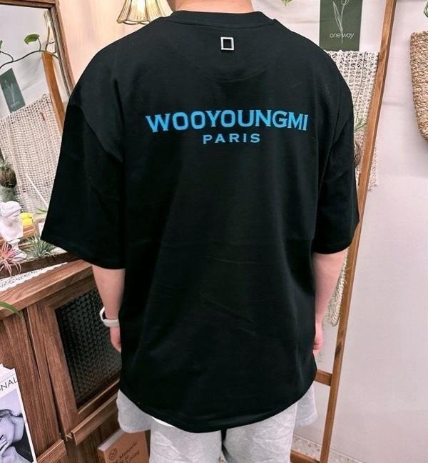 우** 블루나염 사각 자수 반팔티