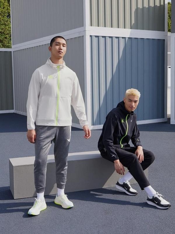 나** 수입 스포츠웨어 우븐후드집업 바람막이 자켓