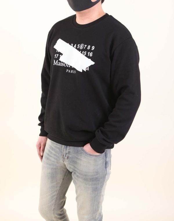 메* 마르지엘라테이프 프린팅 맨투맨