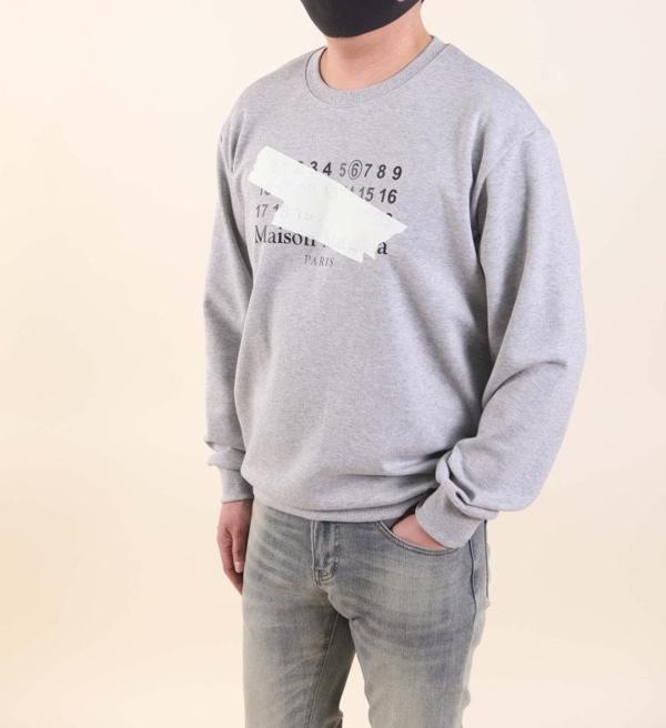 메* 마르지엘라테이프 프린팅 맨투맨