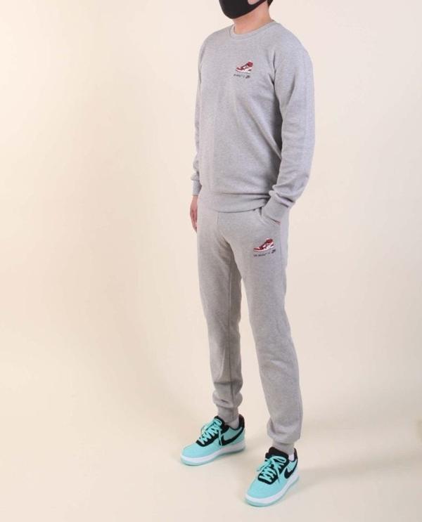 나** X 오* 스니커즈로고 트레이닝셋