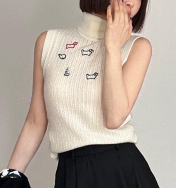 톰* 민소매 폴로 짜임 니트 (9965)