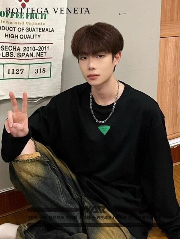 보** 백로고 디자인 밍크양기모 티셔츠