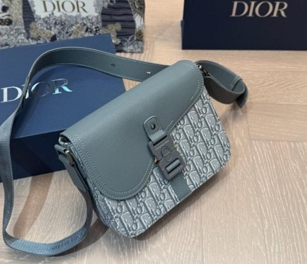 디* Saddle 스몰플랩 스트랩백풀박스