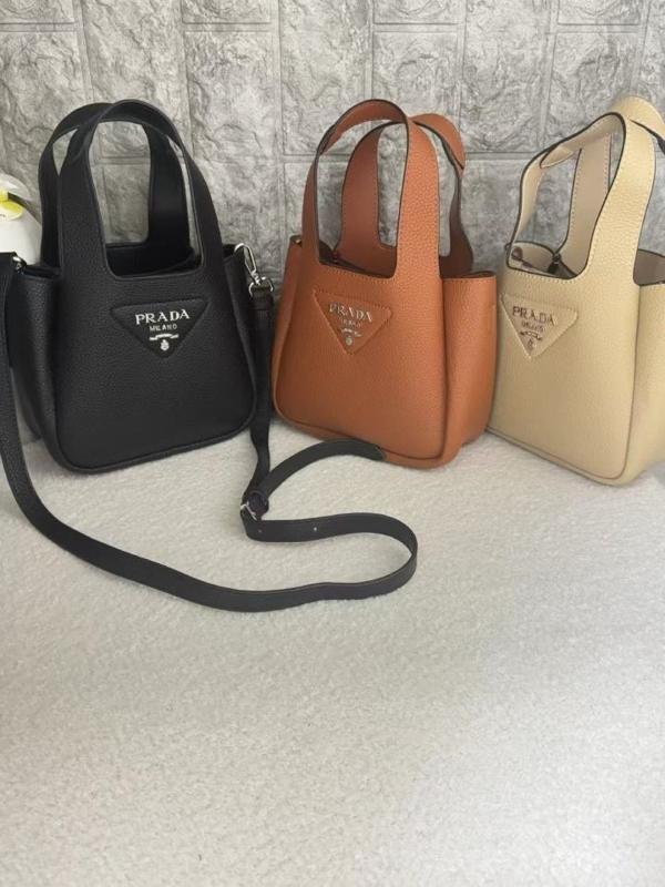 프** 가죽 로고 미니 토트백