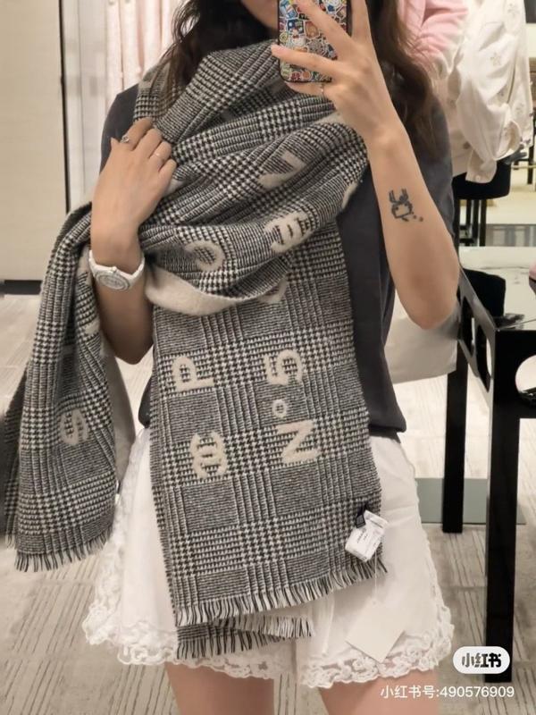 샤* CC 양면 로고 캐시미어 스톨머플러