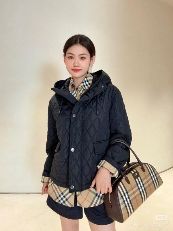 버** 누빔 후드 자켓