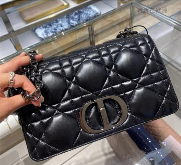 디* Caro 카로 미디엄 백 블랙 퀼트 매크로까나쥬 송아지 가죽