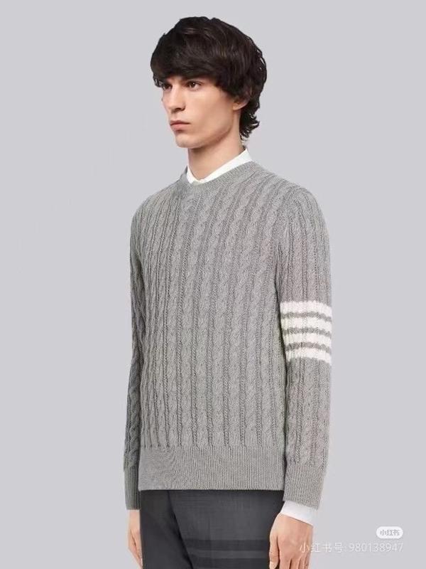 톰* 4빠 완장 아란 케이블 라운드 니트 수입고퀄