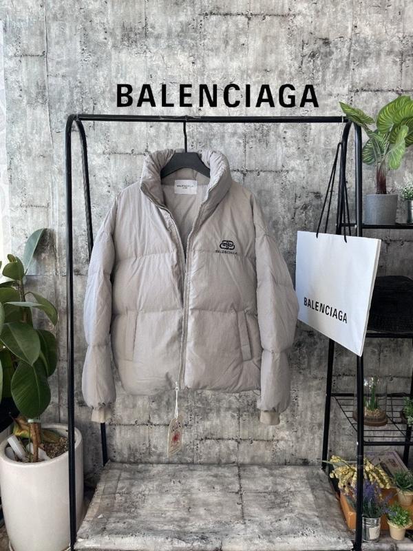 발**** 비비로고 오리털패딩