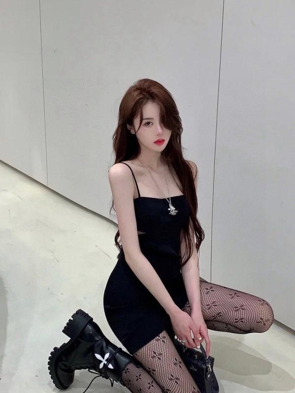 크* 로고 스타킹