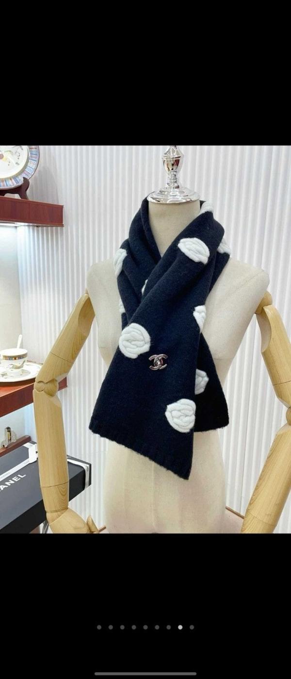 샤* 플라워 CC 머플러