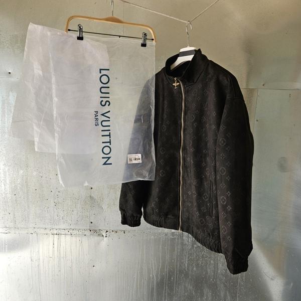 루* 모노 디보스드 스웨이드 트랙수트 자켓