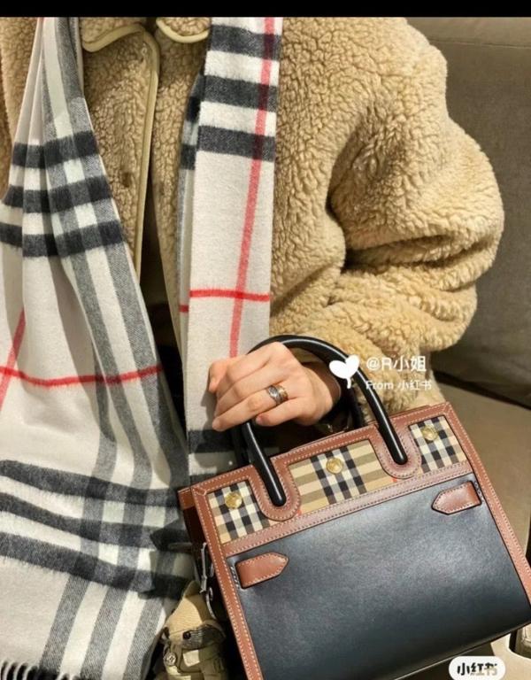 버** 타이틀 텔러 백 베이비