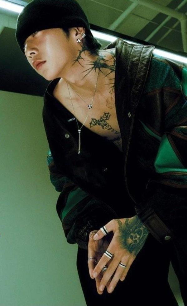 부** 콰트로 블랙 에디션 링 펜던트 목걸이수입최고급