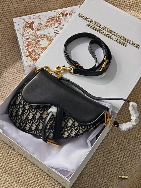 디* 새들백 미듐