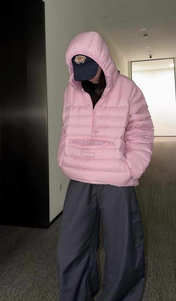 슈** WEEK6 마이크로다운 하프 집업 후드 풀오버 아노락  수입