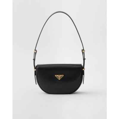 프** 플랩이 달린 아르케 가죽 숄더백ㅡ블랙 풀박스