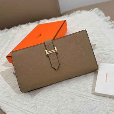 에*** 에토프 레더 베안 장지갑 금장