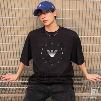 알** 원형 그라데이션 스타티셔츠