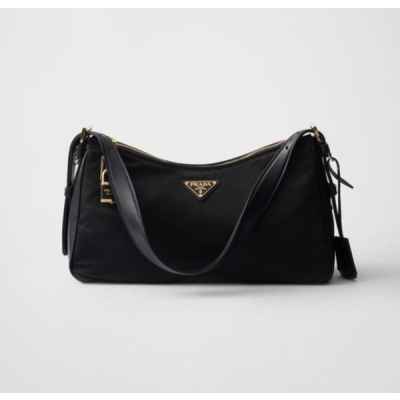 프** 자물쇠가 있는 에메 라지 리나일론 및 가죽 숄더백 풀박스