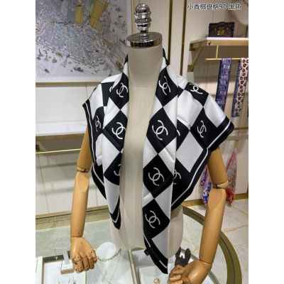 샤* 사각 레터링 로고 블랙사각 스카프