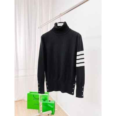 톰* 사선3버튼 울 터틀넥