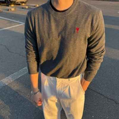 아* 미니멀 라운드 니트