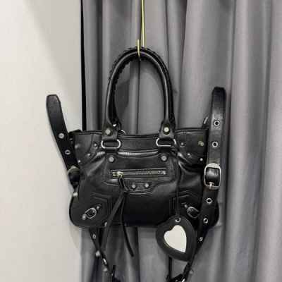 발**** 네오 카골 핸드백