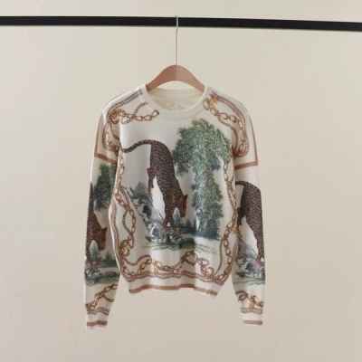 에*** 표범 니트