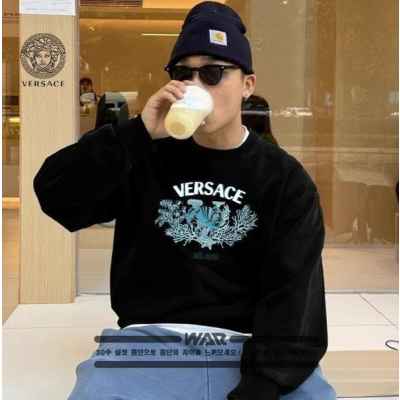 베*** V플라워 디자인 밍크양기모 티셔츠