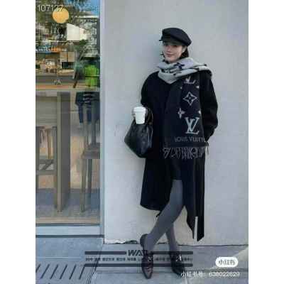 루* 모노그램 양면 머플러