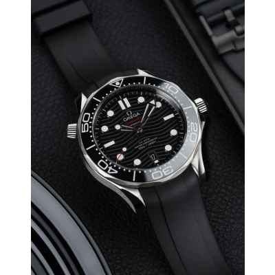 오** 코액시얼 씨마스터 다이버300M 블랙다이얼