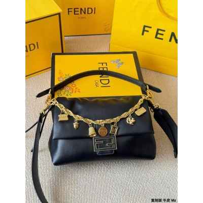 펜* 맘마 미디엄백