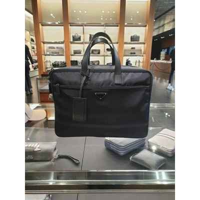 프** 브리프케이스 리나일론 사피아노 ReNylon and Saffiano leather briefcase