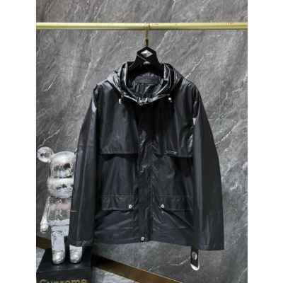 크* 크로스 스티치 바람막이