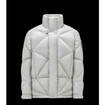 x 퍼렐 윌리엄스 오크 쇼트 다운 자켓