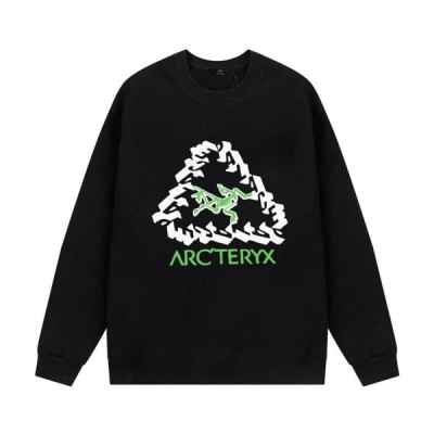 아**** 그린 삼각 로고 맨투맨