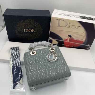 디* 페이던트 은장 레이디백