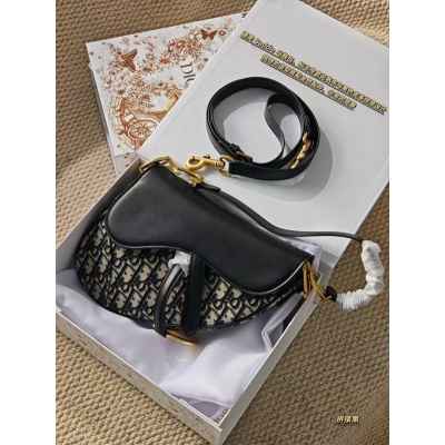 디* 새들백 미듐